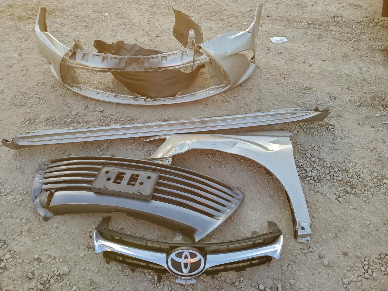 2016 Toyota Camry Le VIN: 4T4BF1FK8GR542554 Lot: 94515295