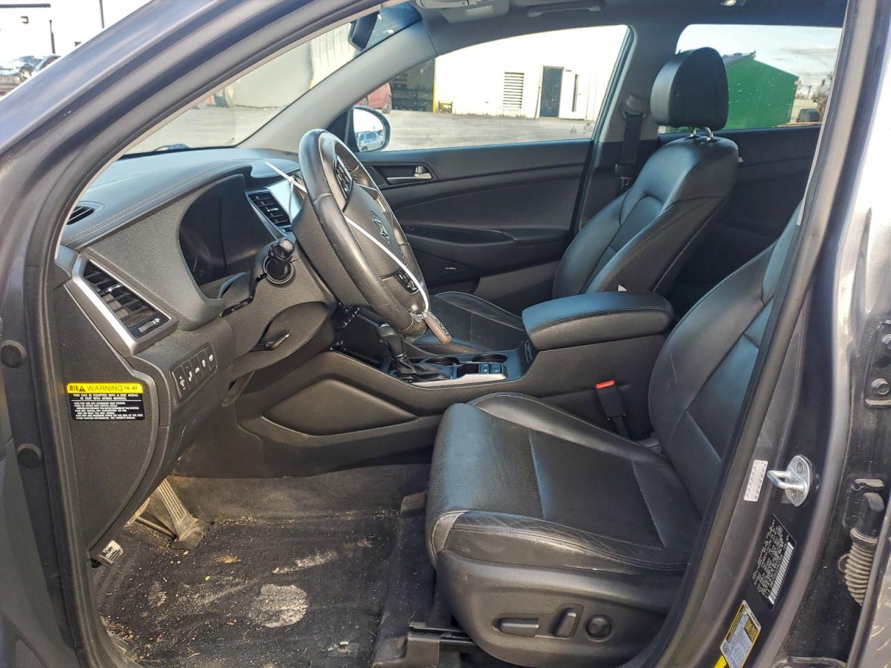 2018 Hyundai Tucson Value VIN: KM8J33A22JU611568 Lot: 93892215