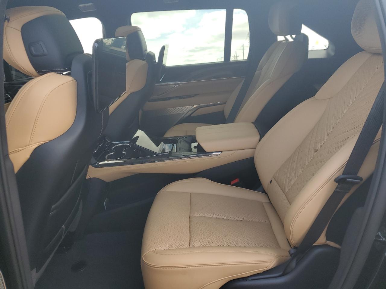 2025 Cadillac Escalade Iq Lux-2 VIN: 1GYTEDKLXSU105387 Lot: 92699275