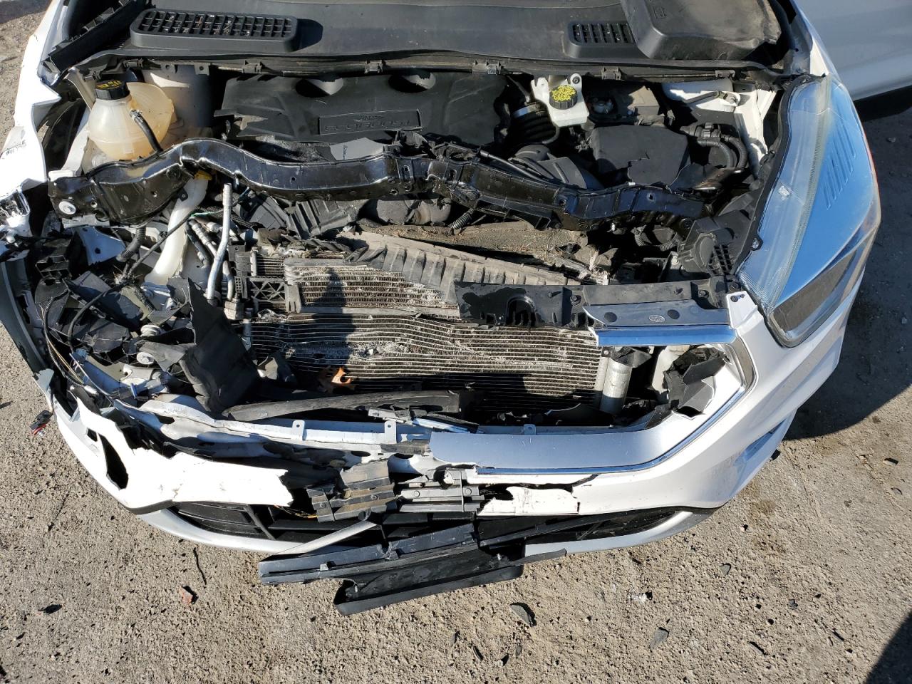 2017 Ford Escape Se VIN: 1FMCU9G90HUA94262 Lot: 91020475