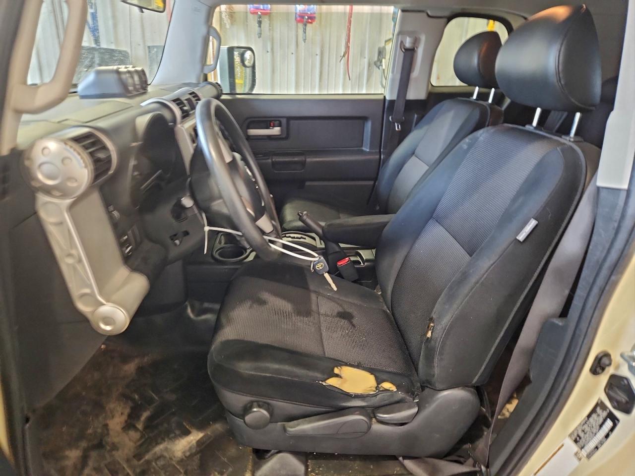 2008 Toyota Fj Cruiser VIN: JTEBU11F38K023760 Lot: 93339485