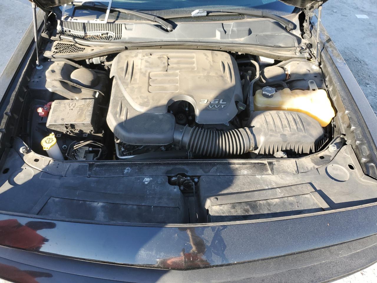 2018 Dodge Challenger Sxt VIN: 2C3CDZAG9JH317536 Lot: 92575635