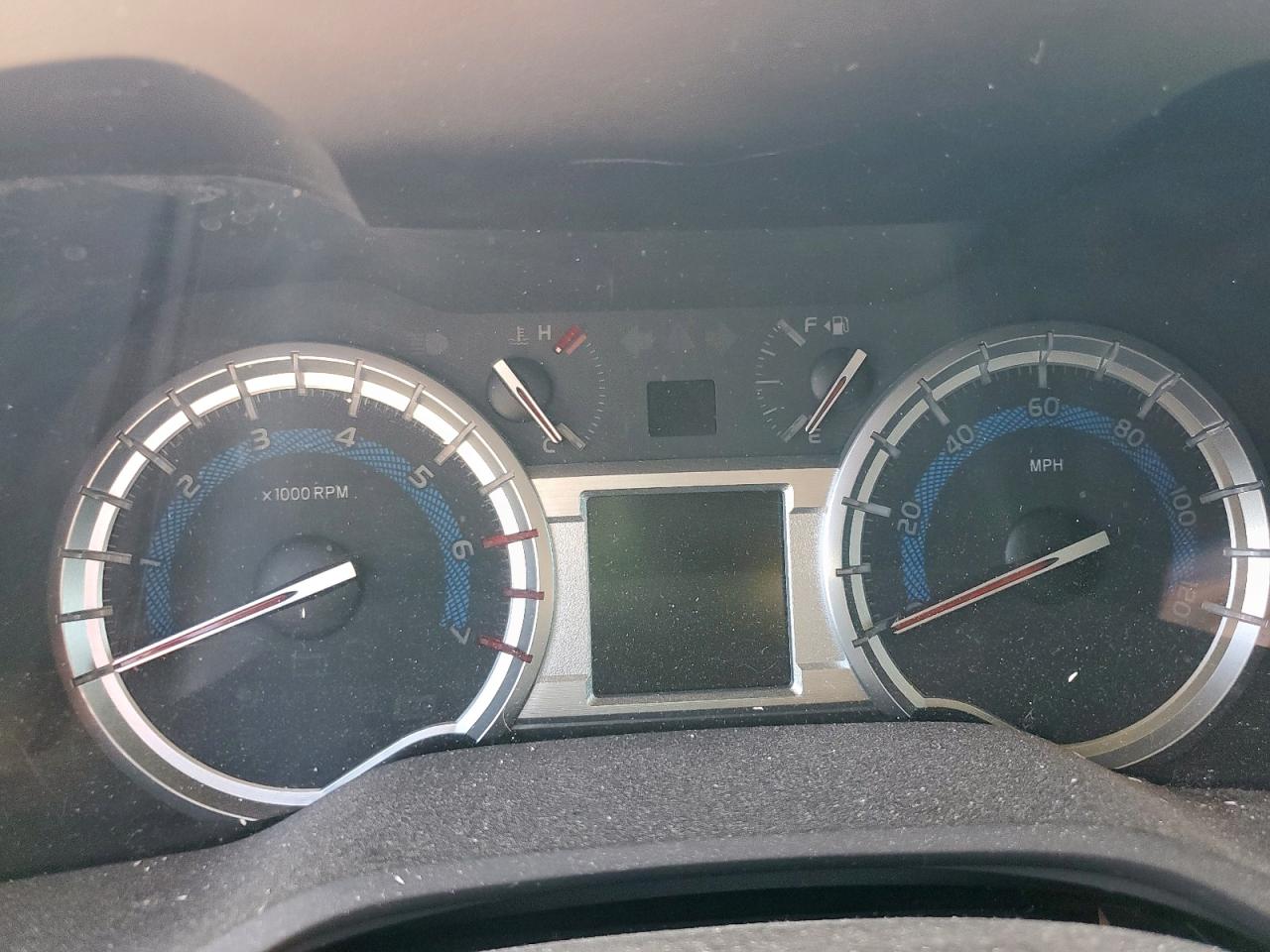 2015 Toyota 4Runner Sr5/Sr5 Premium VIN: JTEBU5JR9F5250819 Lot: 91818225