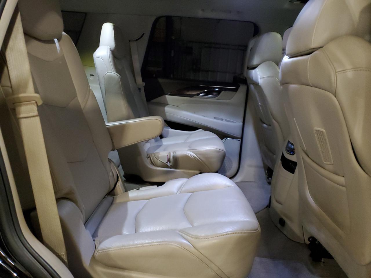 2017 Cadillac Escalade Luxury VIN: 1GYS4BKJ8HR268519 Lot: 91845395