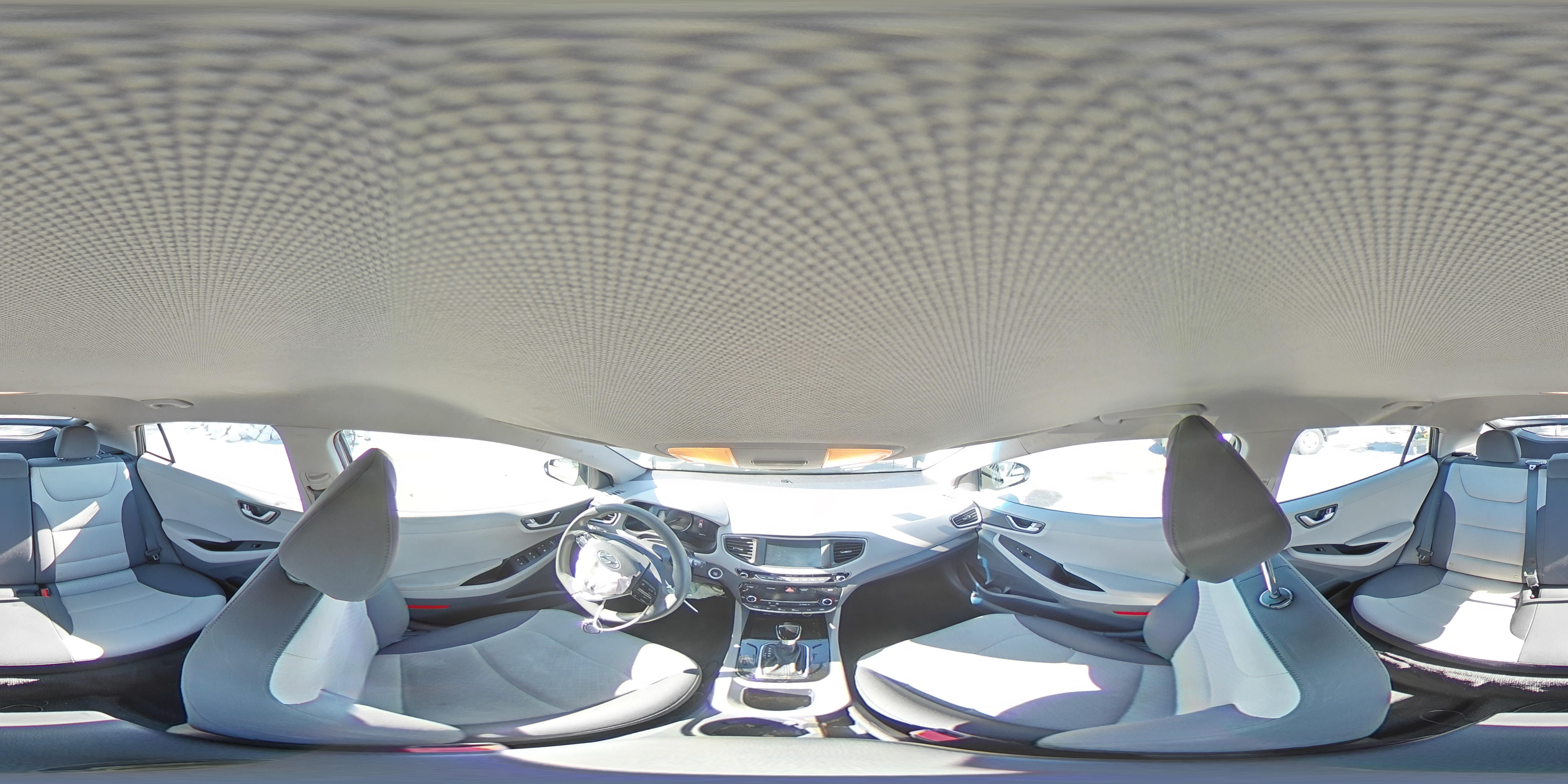 2019 Hyundai Ioniq Blue VIN: KMHC65LCXKU117817 Lot: 92950345