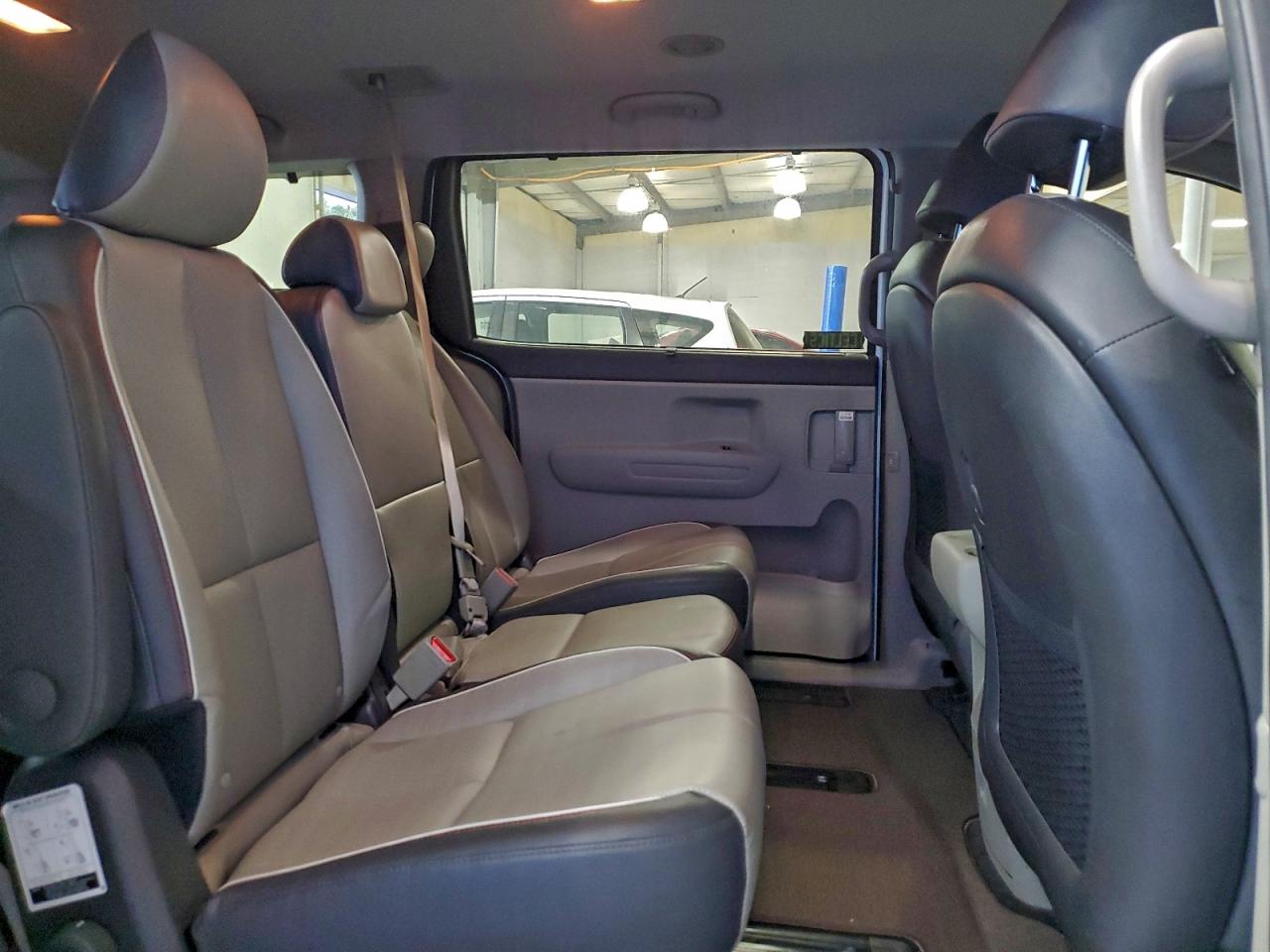 2017 Kia Sedona Lx VIN: KNDMB5C15H6330495 Lot: 93638905