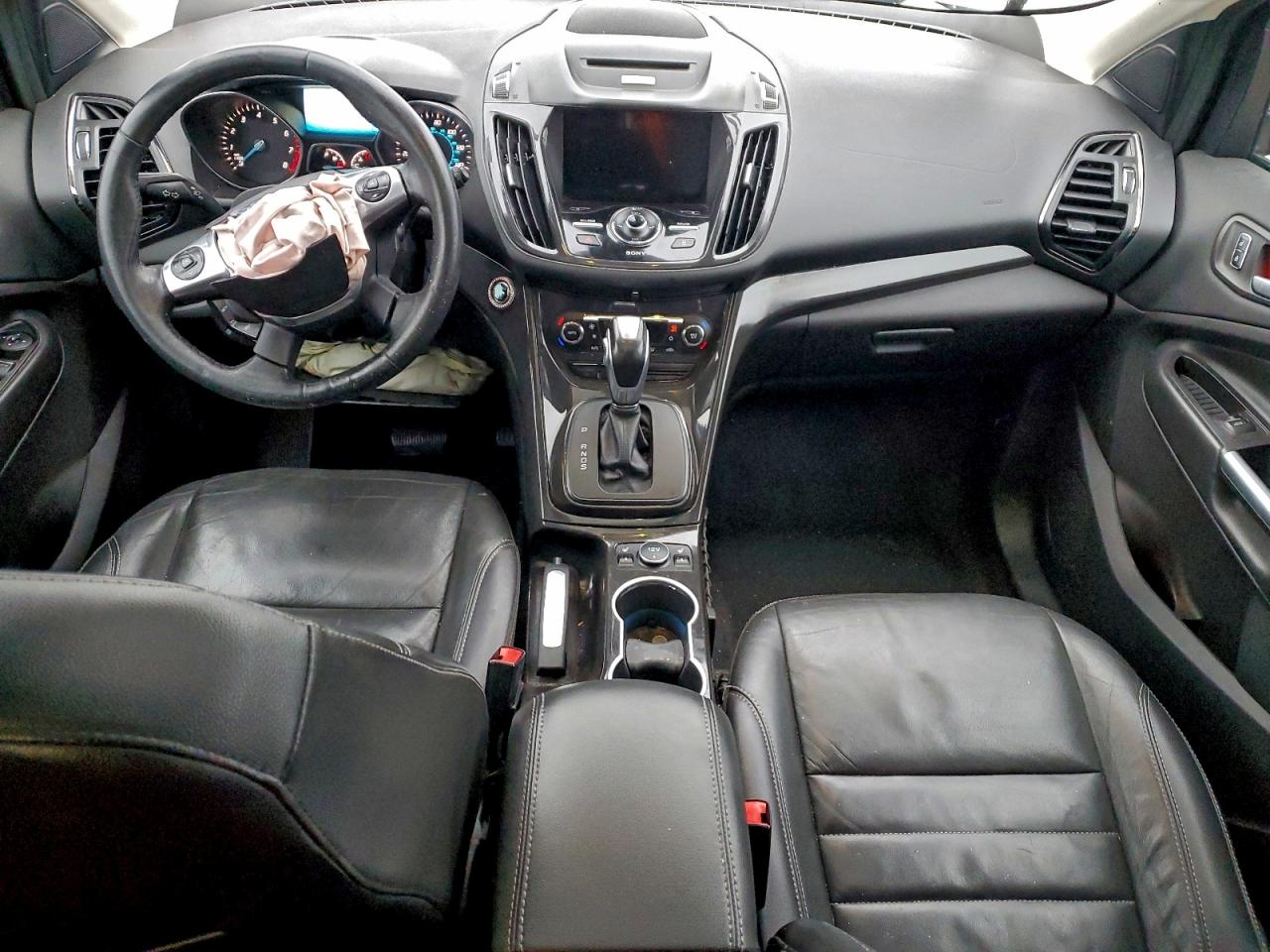 2016 Ford Escape Titanium VIN: 1FMCU0JX7GUA93143 Lot: 94427675