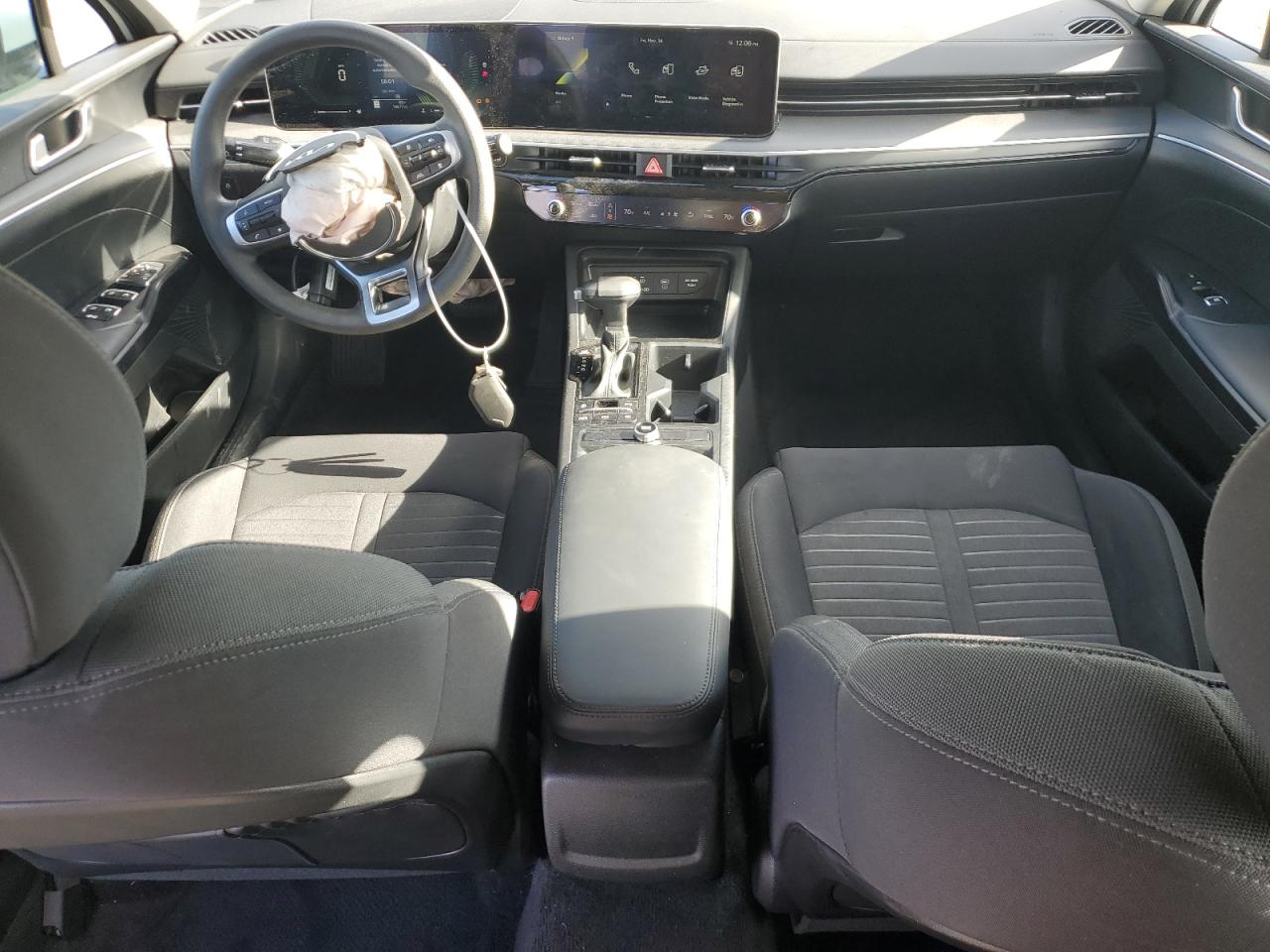 2025 Kia K5 Lxs VIN: KNAG24J74S5363612 Lot: 92948455