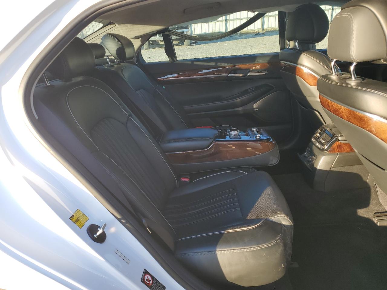 2017 Genesis G90 Premium VIN: KMHG34JA4HU021518 Lot: 93005115