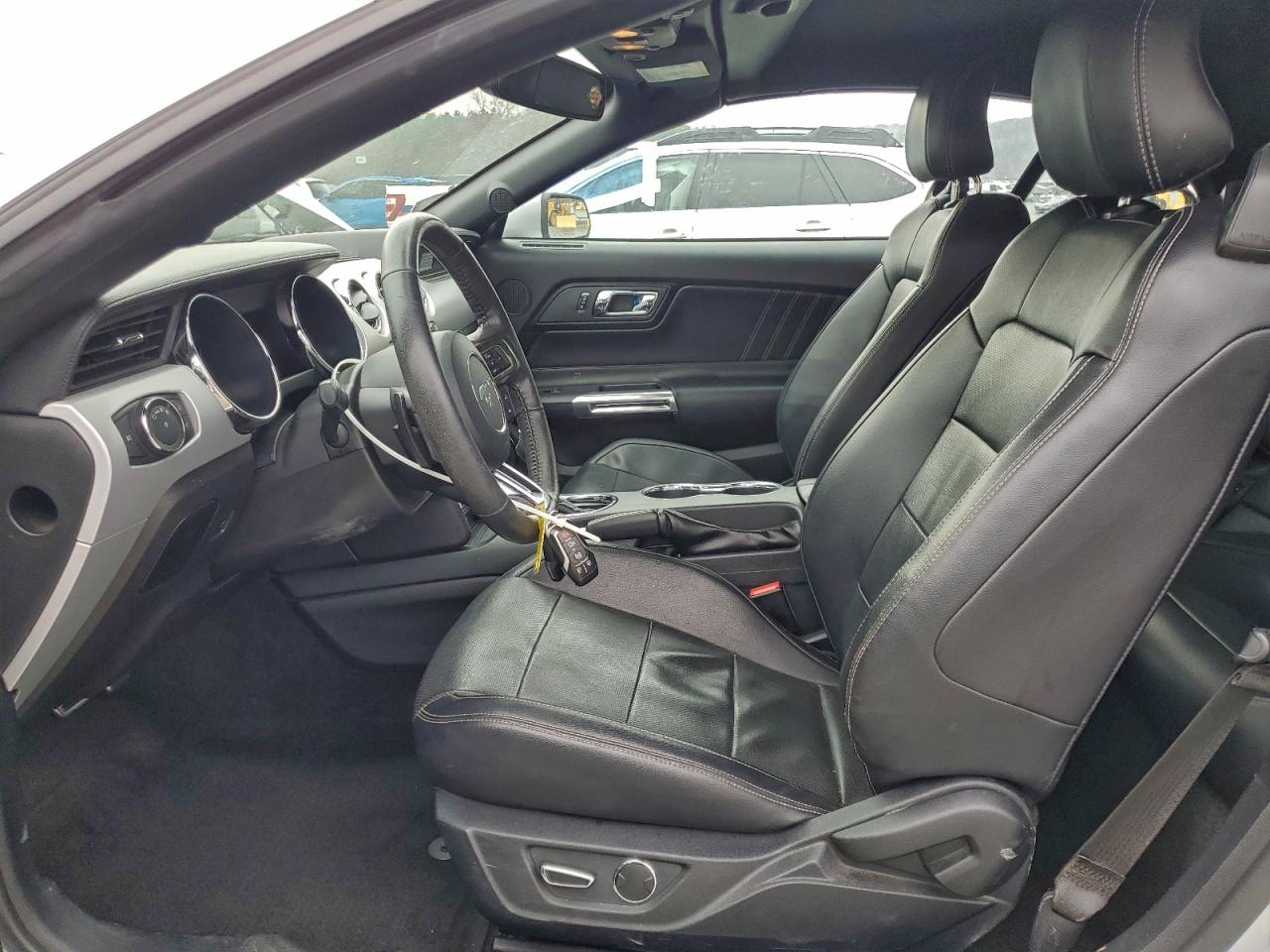 2017 Ford Mustang VIN: 1FATP8UH2H5218470 Lot: 93257905