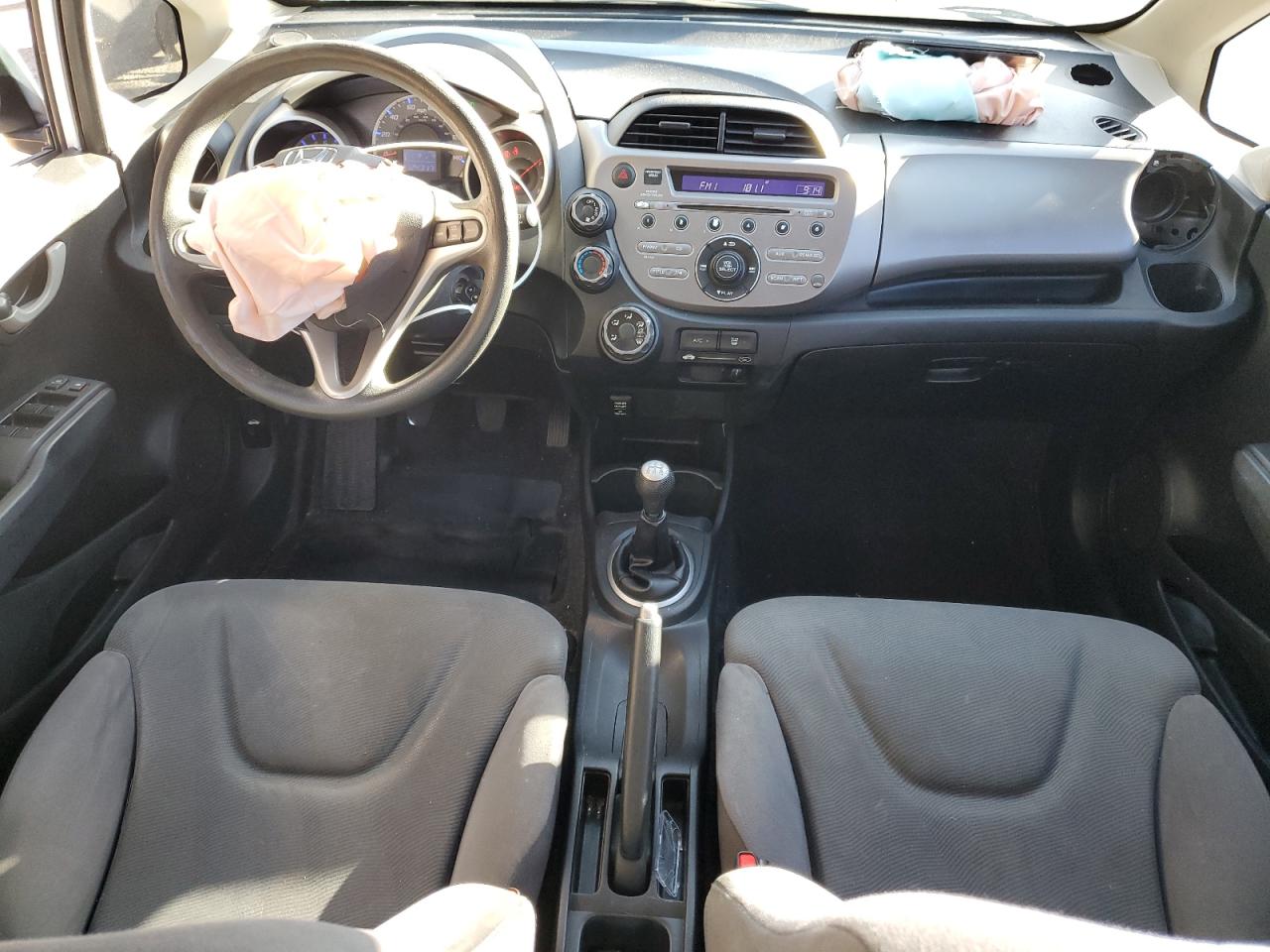 2013 Honda Fit VIN: JHMGE8G37DC036575 Lot: 93274475