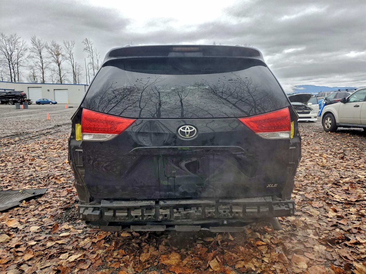 2014 Toyota Sienna Xle VIN: 5TDYK3DC2ES525245 Lot: 94188535