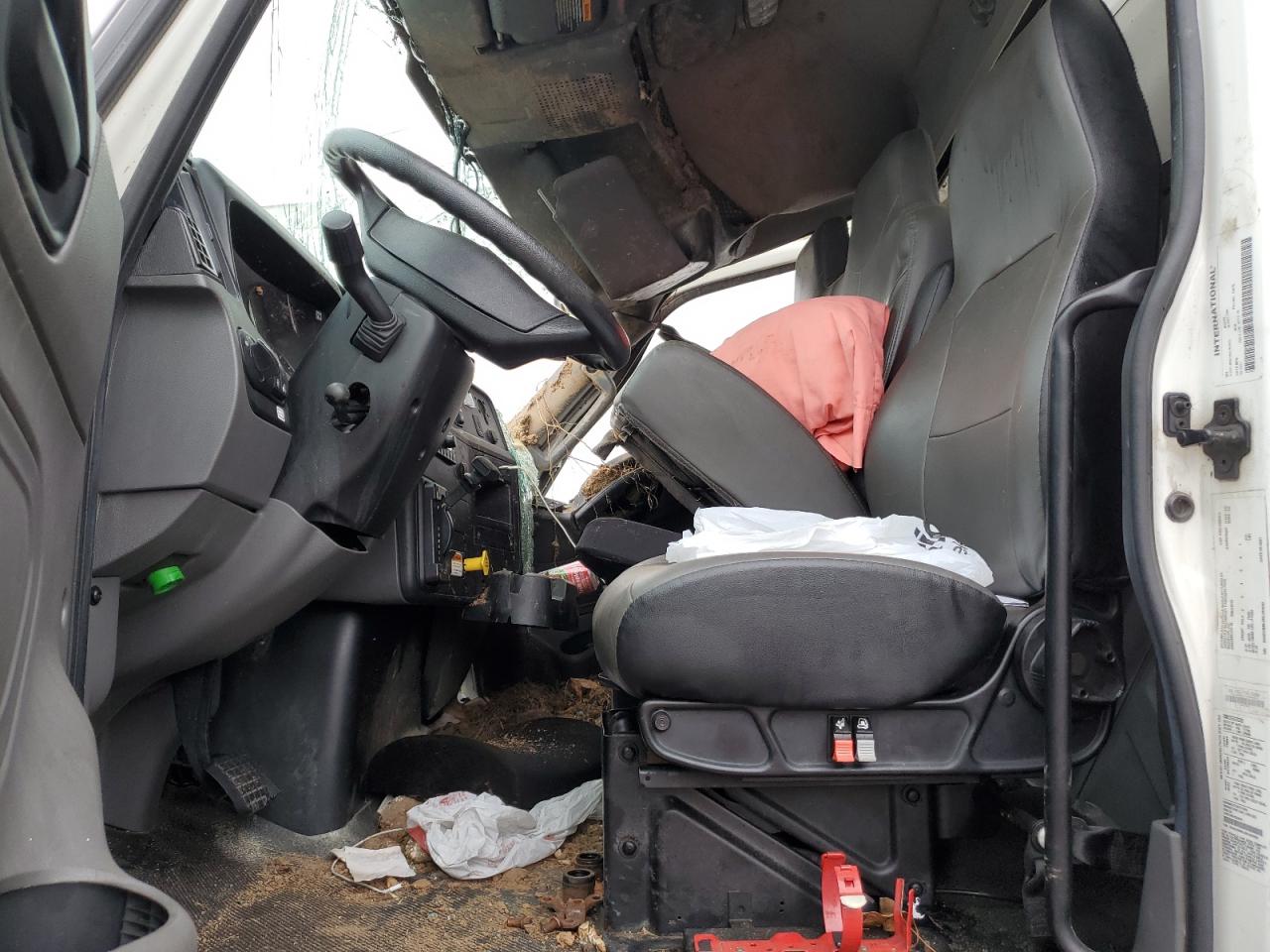 2022 International Mv607 Box Truck VIN: 3HAEUMML9NL262630 Lot: 92690245