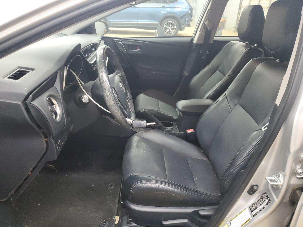 2018 Toyota Corolla Im VIN: JTNKARJE4JJ560261 Lot: 91877985