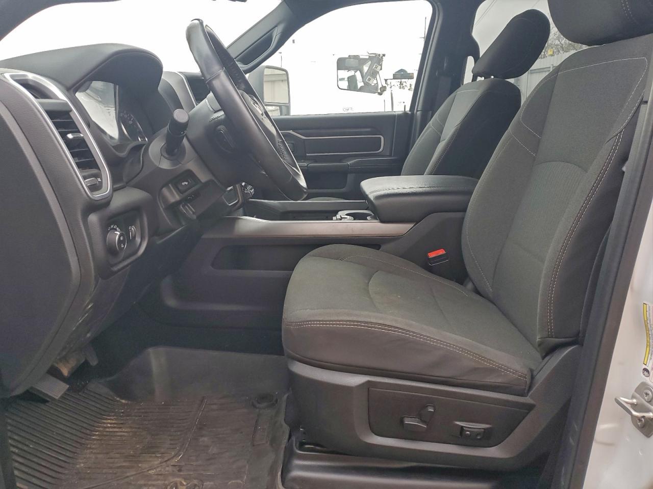 2024 Ram 3500 Big Horn VIN: 3C63RRHL2RG155851 Lot: 93274945