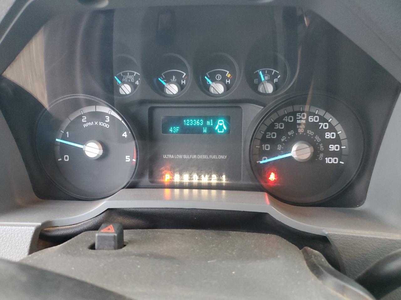 2016 Ford F450 Super Duty Utility / Service Truck VIN: 1FD0W4HT2GEB20153 Lot: 91014045