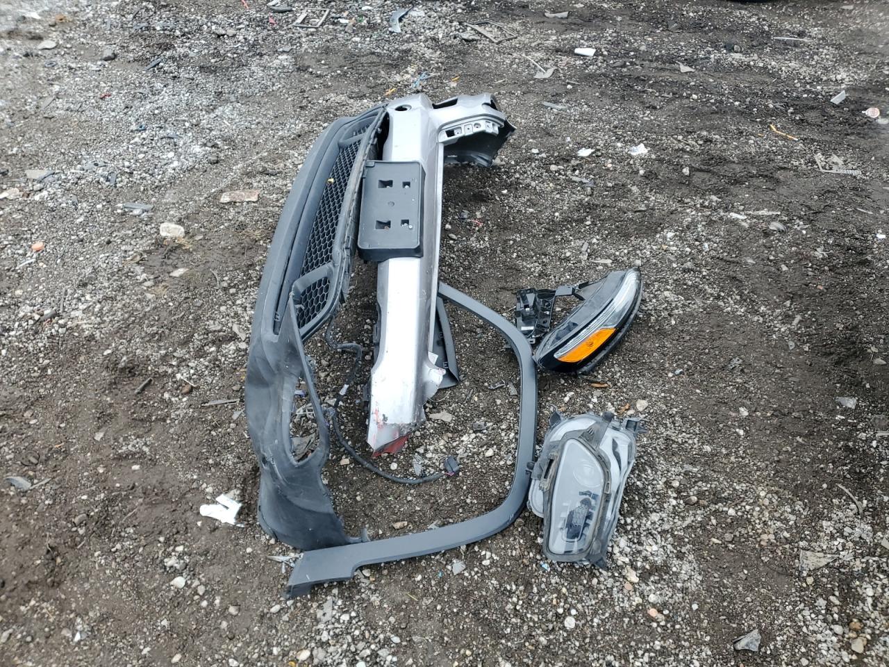 2015 Jeep Cherokee Sport VIN: 1C4PJMAB7FW619364 Lot: 93340775