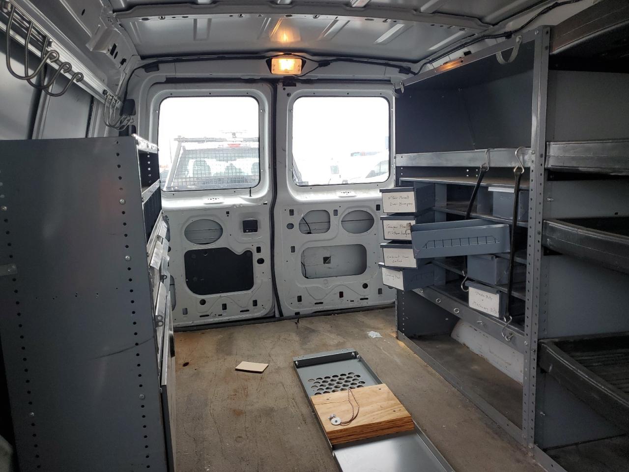 2006 Ford Econoline E350 Super Duty Van VIN: 1FTSE34L26DA33048 Lot: 90423095