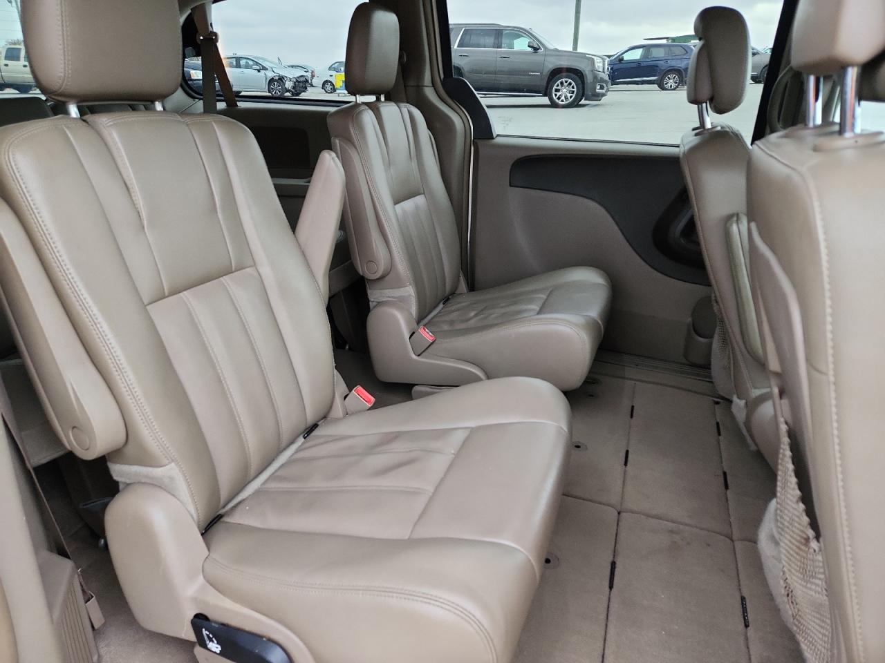 2014 Chrysler Town & Country Touring VIN: 2C4RC1BG0ER216295 Lot: 91926355