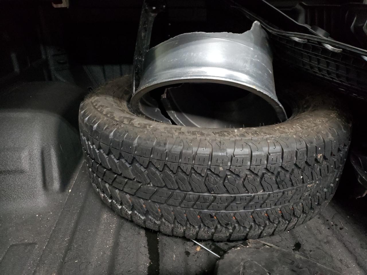 2025 GMC Sierra K1500 Slt VIN: 3GTUUDEL3SG254221 Lot: 93652135