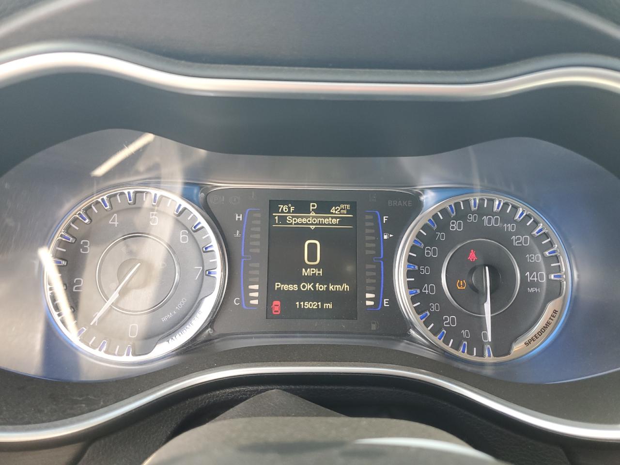 2016 Chrysler 200 Limited VIN: 1C3CCCAB2GN171095 Lot: 92500335