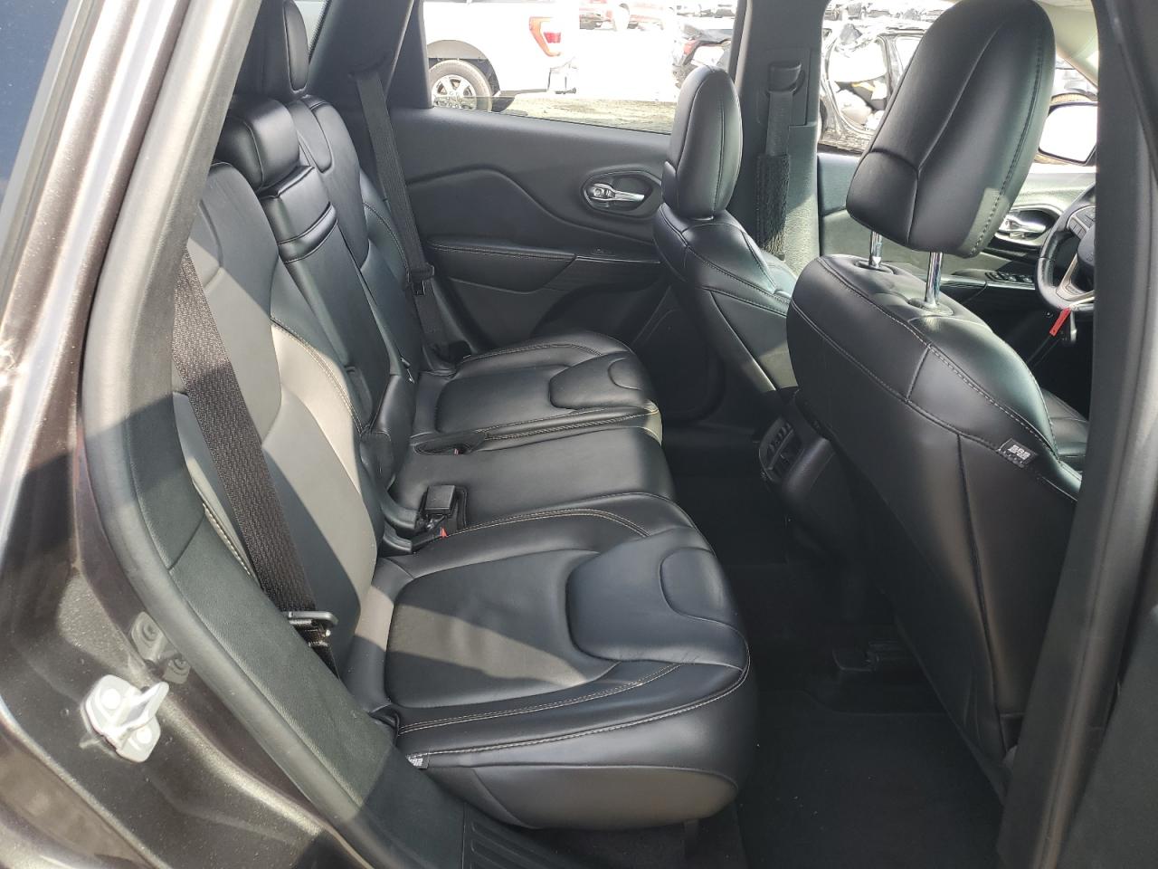 2017 Jeep Cherokee Limited VIN: 1C4PJMDB8HW519868 Lot: 93159795