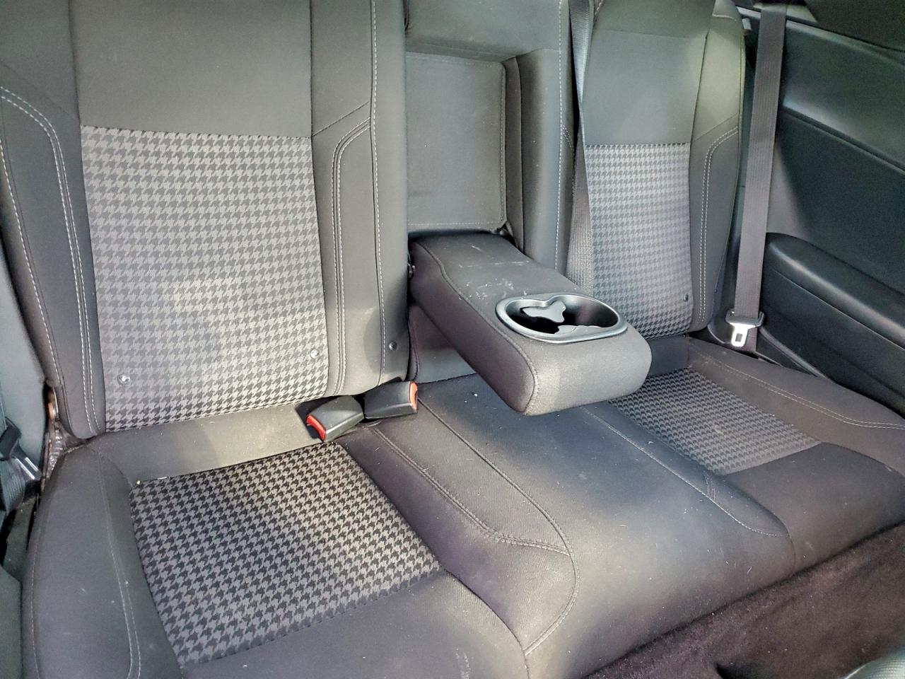 2016 Dodge Challenger Sxt VIN: 2C3CDZAG7GH301098 Lot: 93699595