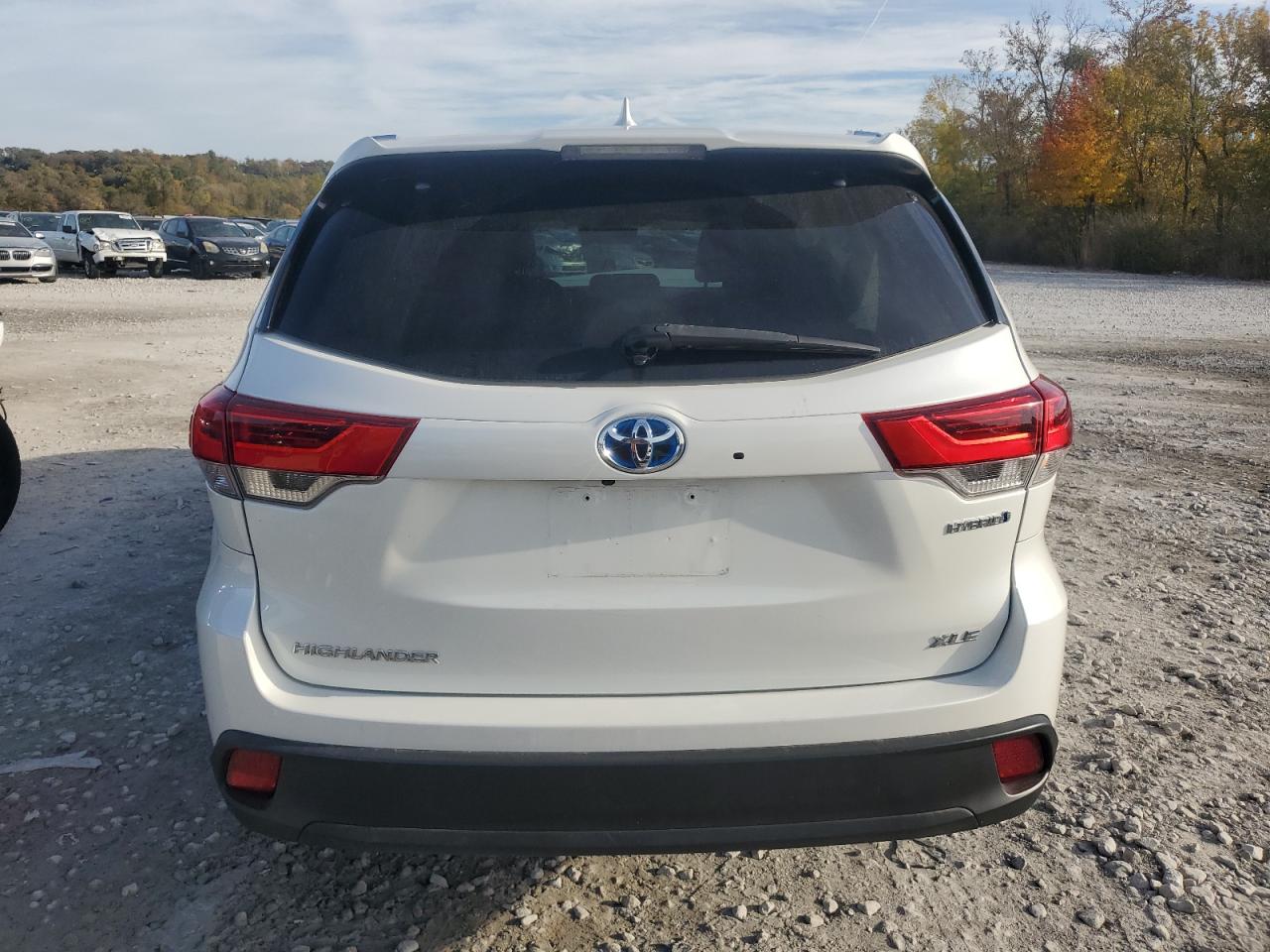 2018 Toyota Highlander Hybrid VIN: 5TDJGRFH6JS047291 Lot: 90978765