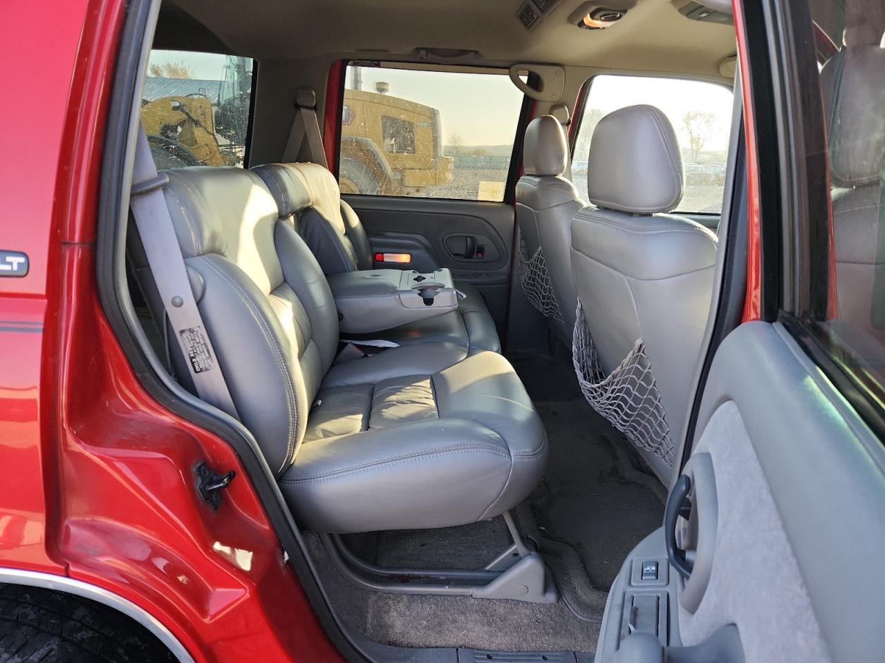 1999 GMC Yukon VIN: 1GKEK13RXXR504338 Lot: 92609515