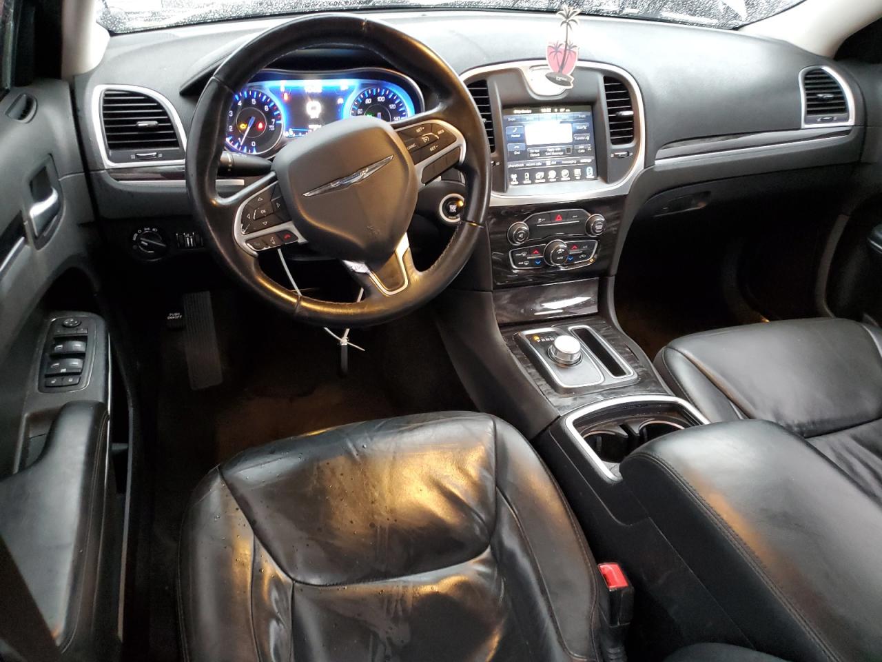 2015 Chrysler 300 Limited VIN: 2C3CCAAG6FH899204 Lot: 91850625