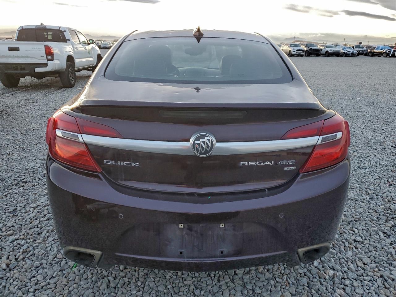 2017 Buick Regal Gs VIN: 2G4GU5GXXH9123904 Lot: 93552425