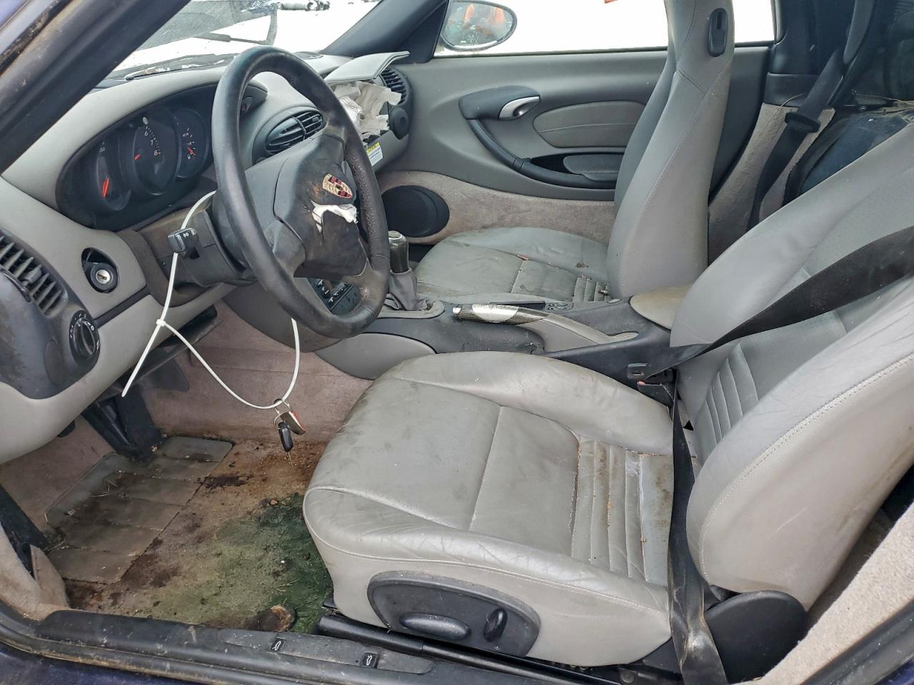 2001 Porsche Boxster VIN: WP0CA29811U620770 Lot: 93221135