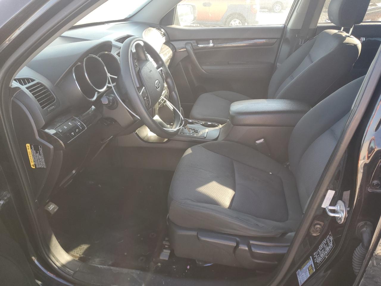 2012 Kia Sorento Base VIN: 5XYKT3A66CG203686 Lot: 92576115