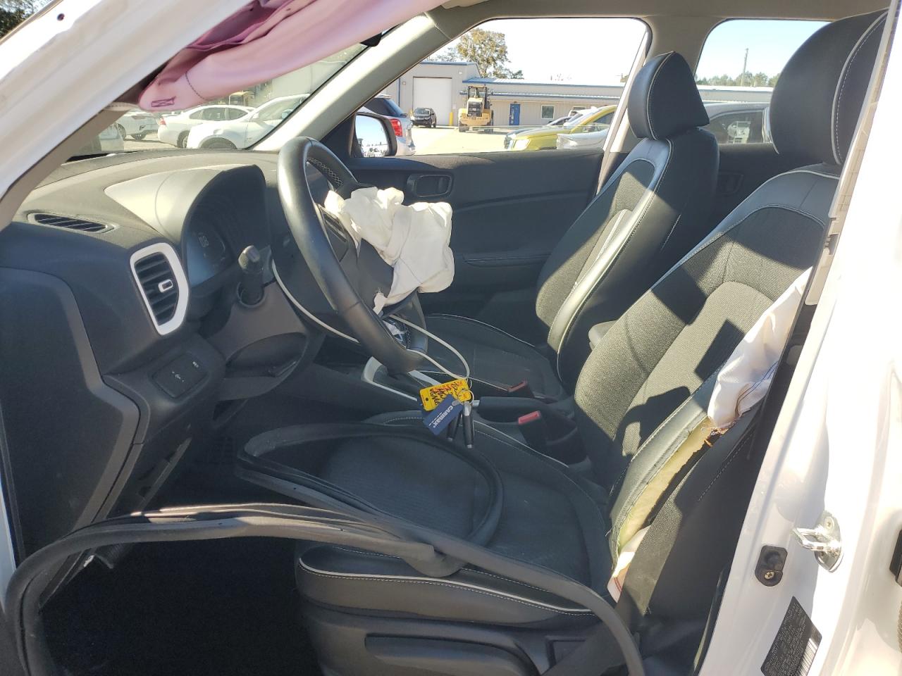 2023 Hyundai Venue Sel VIN: KMHRC8A34PU212663 Lot: 92082575