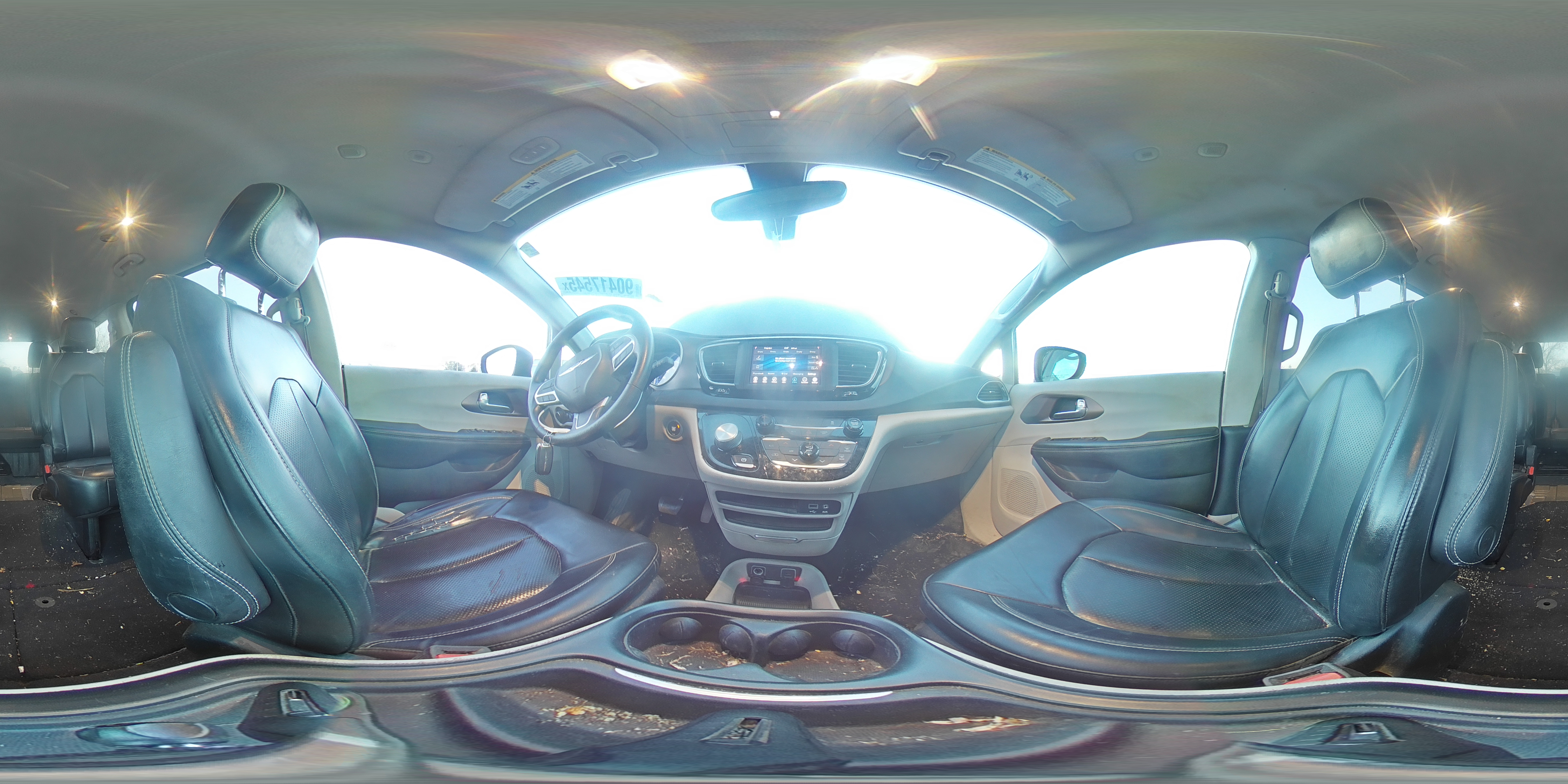 2020 Chrysler Voyager Lxi VIN: 2C4RC1DG2LR268439 Lot: 90417545