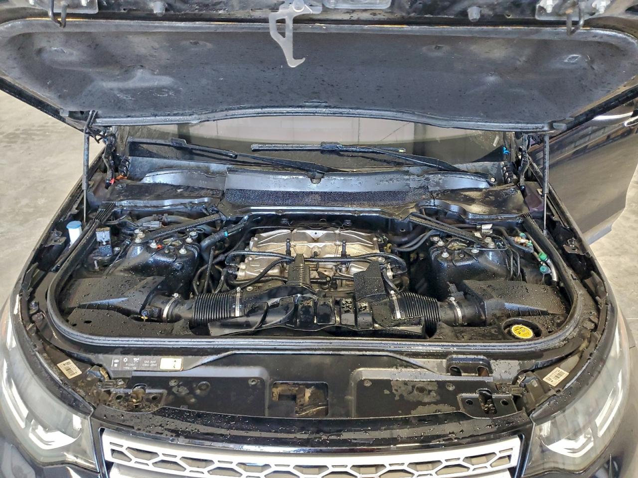 2017 Land Rover Discovery Hse Luxury VIN: SALRHBBV6HA025004 Lot: 94138525