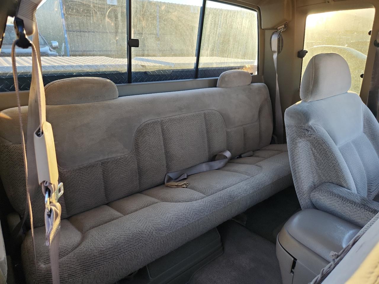 1996 Chevrolet Gmt-400 K1500 VIN: 2GCEK19R5T1111160 Lot: 92922815