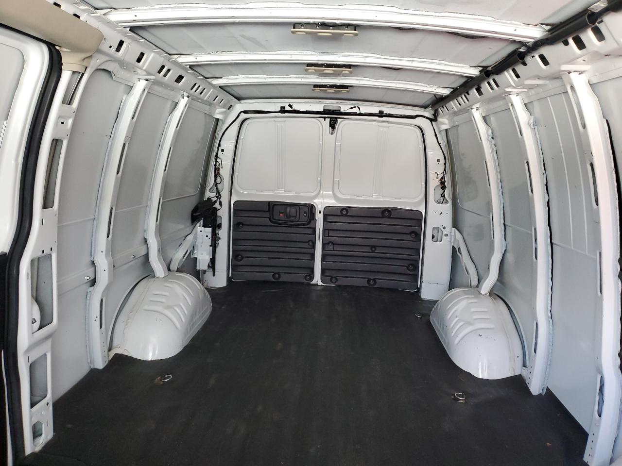 2022 Chevrolet Express G2500 VIN: 1GCWGBFP0N1184640 Lot: 91924095