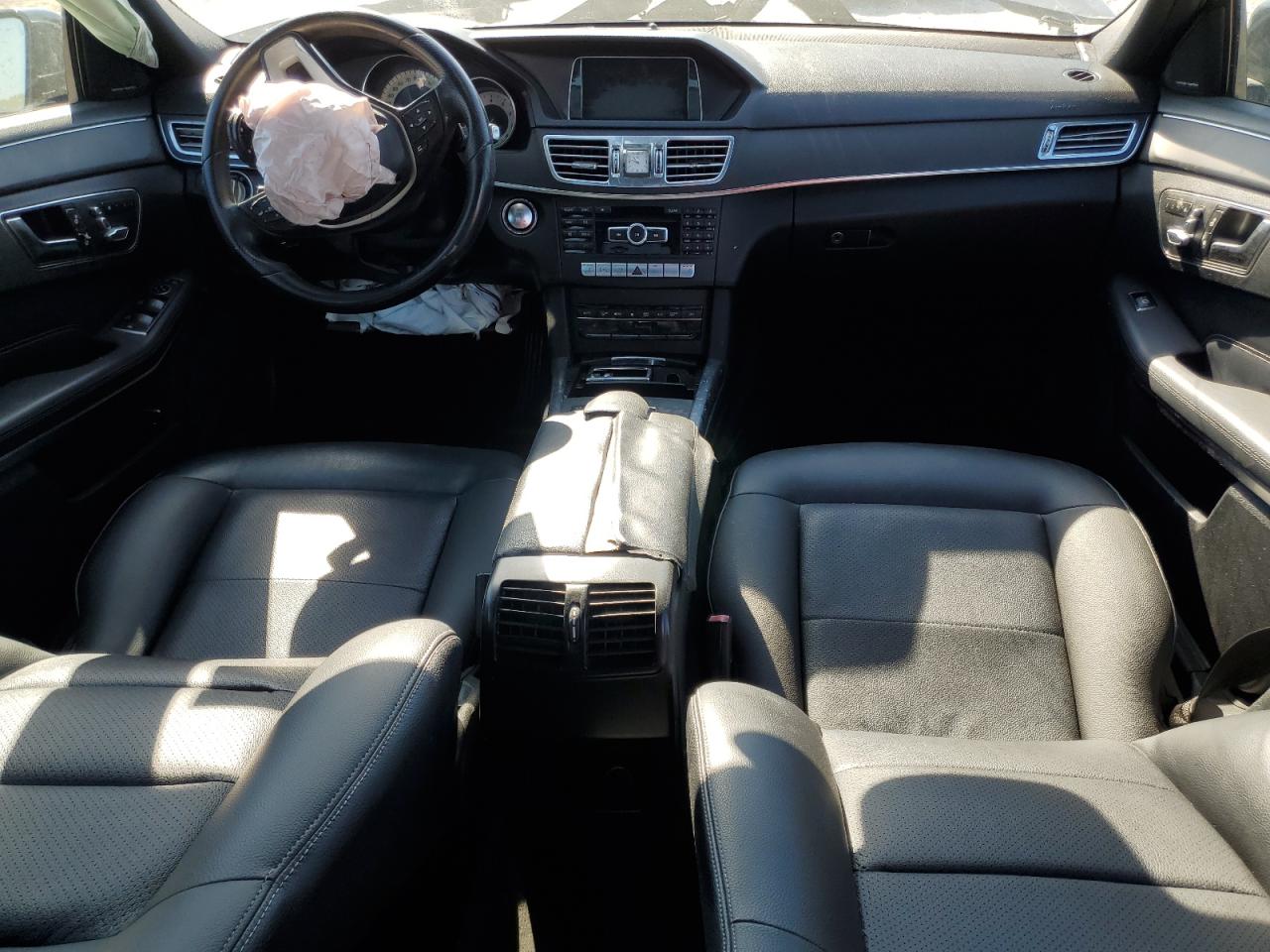 2014 Mercedes-Benz E 350 VIN: WDDHF5KB5EA868922 Lot: 92831015