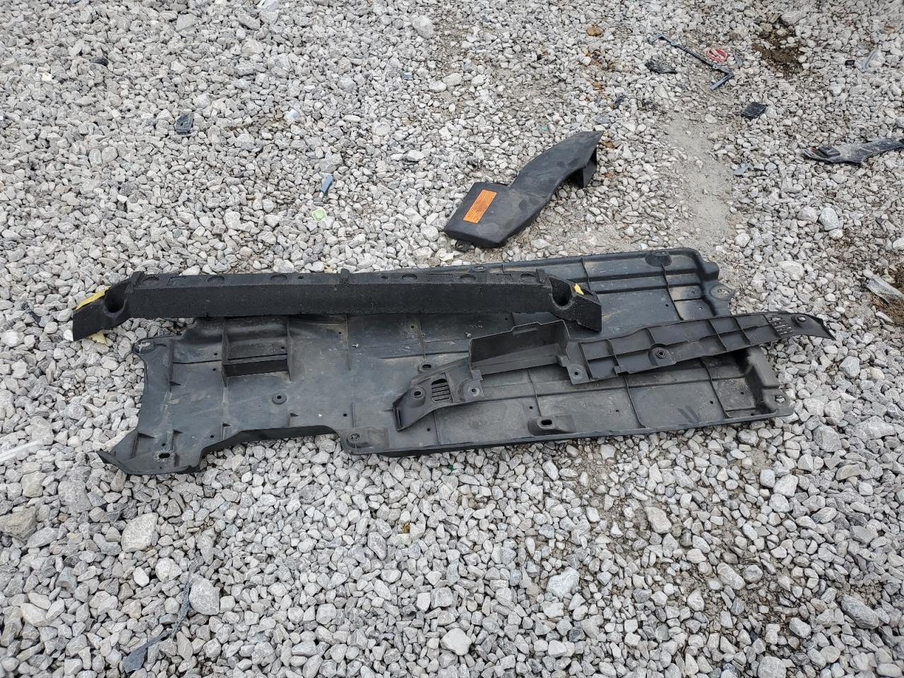 2018 Subaru Impreza Premium Plus VIN: 4S3GTAD60J3729268 Lot: 92569785