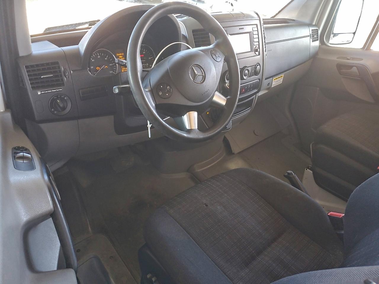 2016 Mercedes-Benz Sprinter 2500 VIN: WD3PE8DD4GP195396 Lot: 94161835