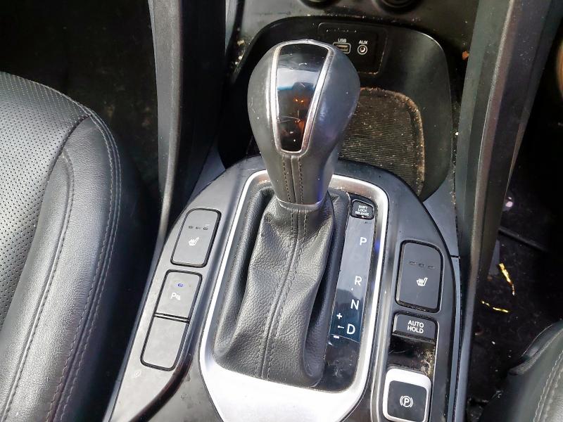 2017 HYUNDAI SANTA FE 2.2 CRDI BLUE DRIVE PREMIUM 5DR AUTO [7 SEATS]