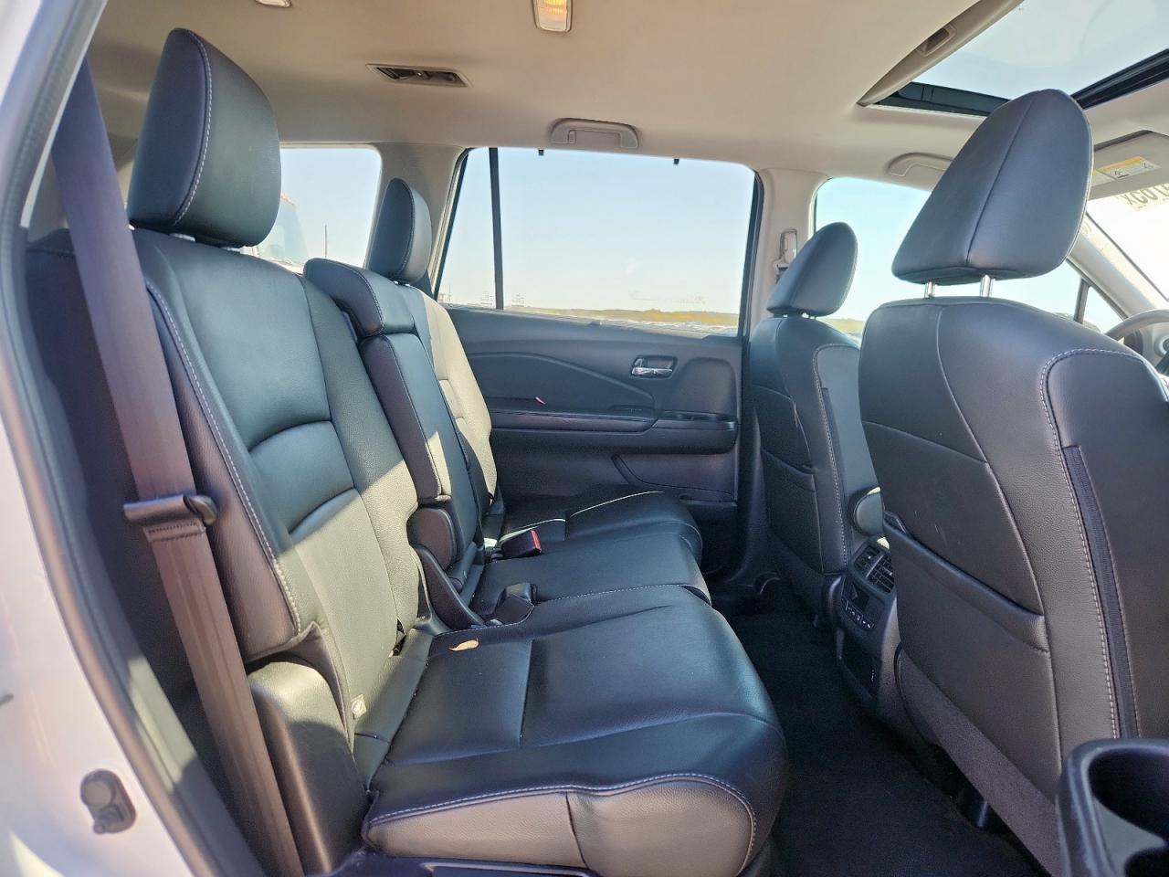 2022 Honda Pilot Se VIN: 5FNYF5H25NB030043 Lot: 92510765