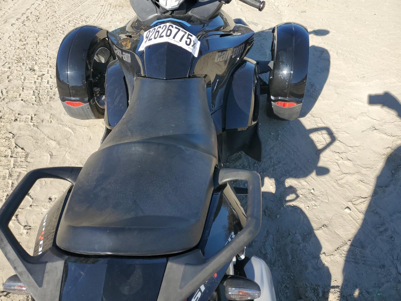 2015 Can-Am Spyder Roadster Rs VIN: 2BXNAAC46FV000016 Lot: 92626775