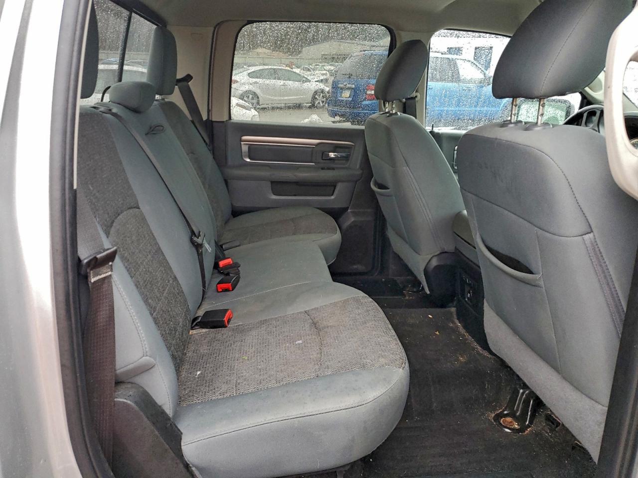 2018 Ram 1500 Slt VIN: 3C6RR7LTXJG140184 Lot: 94265815