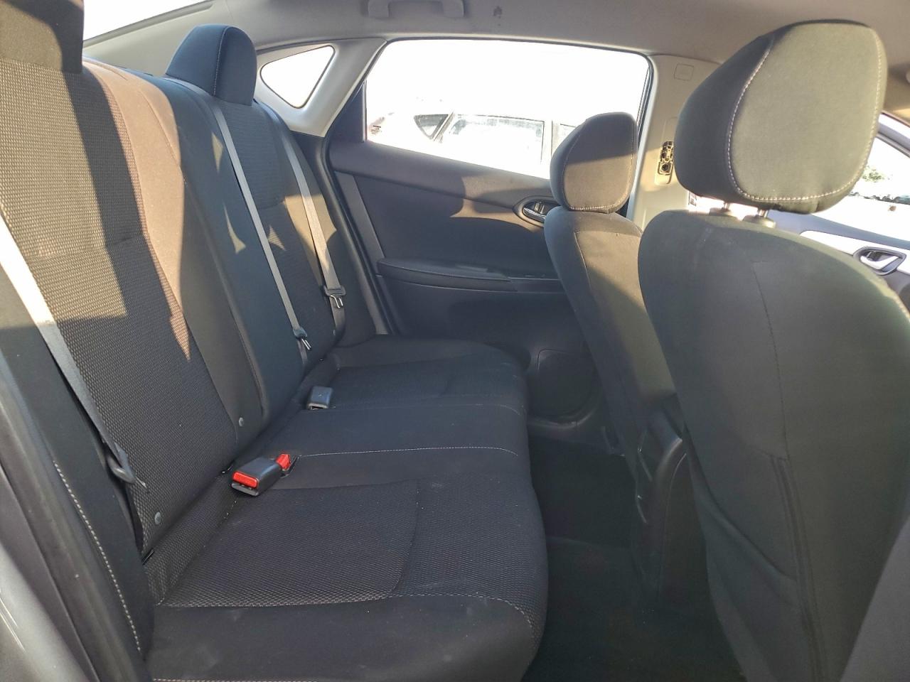 2019 Nissan Sentra S VIN: 3N1AB7AP0KY213786 Lot: 94084425