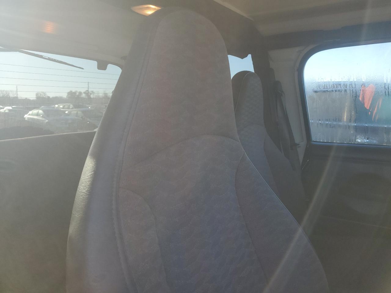 2000 Jeep Wrangler / Tj Sport VIN: 1J4FA49SXYP746312 Lot: 92477325