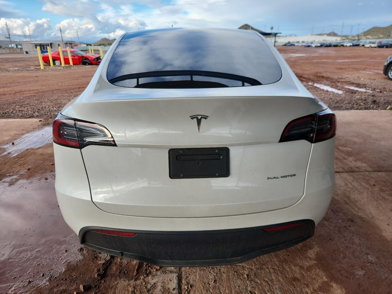 2025 Tesla Model Y VIN: 7SAYGDEE5SF281987 Lot: 91922175
