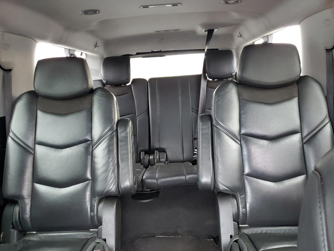 2020 Cadillac Escalade Esv Luxury VIN: 1GYS4HKJ8LR187564 Lot: 92470695