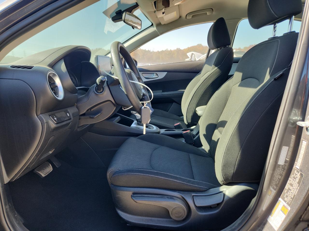 2024 Kia Forte Lx VIN: 3KPF24AD8RE744141 Lot: 92090185